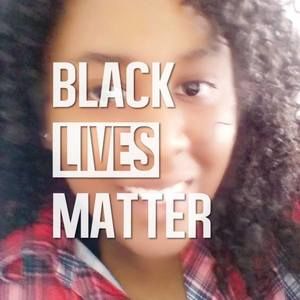 Meet your Posher, Natasha